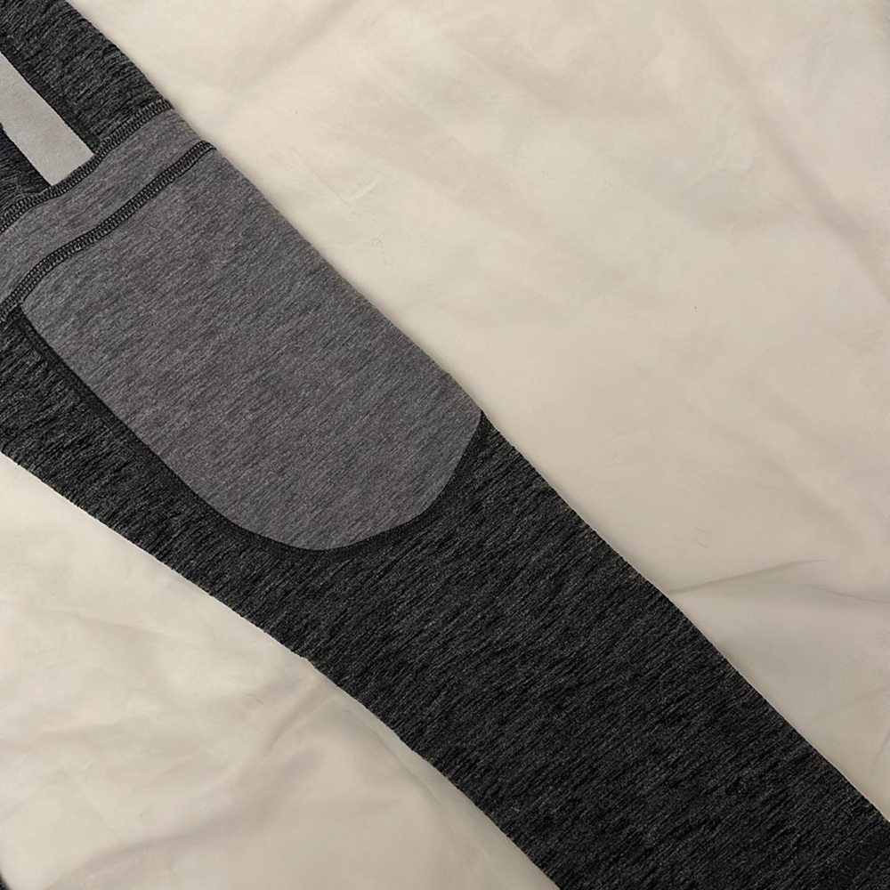 TNA HIGH RISE LEGGINGS - Picture 3 of 7